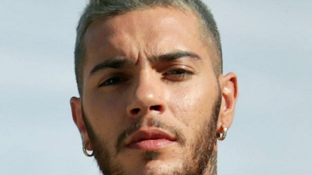 Emis Killa ha preso posizione a favore di meme dopo la recente chiusura di molte pagine instagram