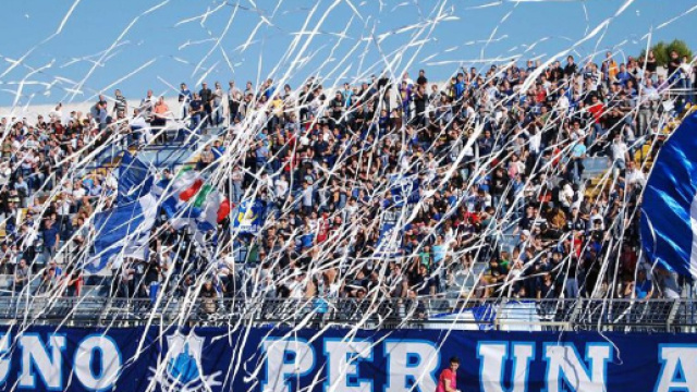 I tifosi del Matera (immagine di repertorio)