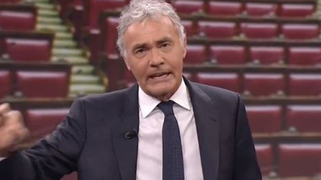 Massimo Giletti asfalta l'ex parmamentatare Italo Bocchino