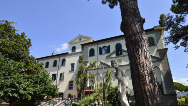 Paola Sbrogna di 43 anni &egrave; morta dopo un'operazione fatta all'Ini di Grottaferrata per rimuovere un calcolo renale.