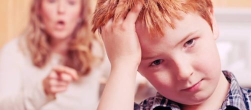 Se debe evitar gritarle a los hijos