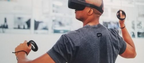Facebook se mofa del ultimo dise&ntilde;o de la serie VR ( Oculus Half Dome)