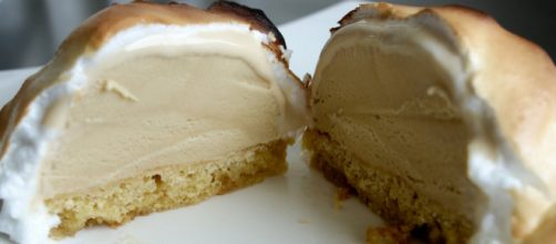 Baked Alaska. - [Image by Isabelle Hurbain-Palatin via Flickr]