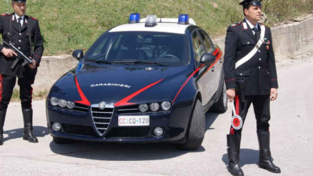 Corpo ritrovato fra le campagne di Roma.