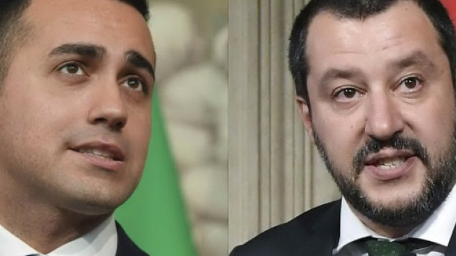 In alto, il leader 5 Stelle Di Maio e il presidente leghista Matteo Salvini