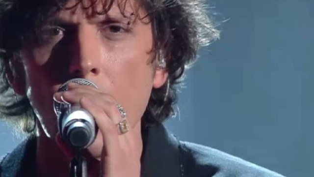 Ermal Meta, il cantante fenomeno dell'anno