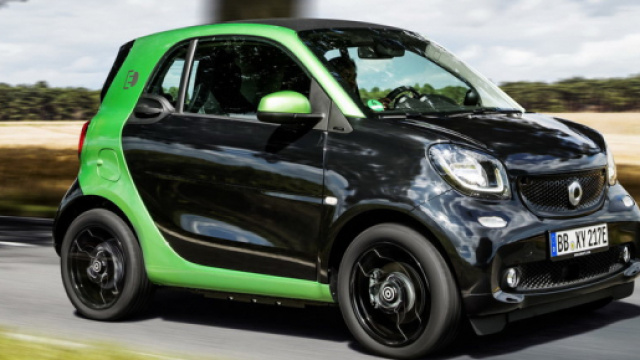 Smart fFortwo elettrica &egrave; l'auto pi&ugrave; venduta ad aprile e in tutto il 2018 in Italia