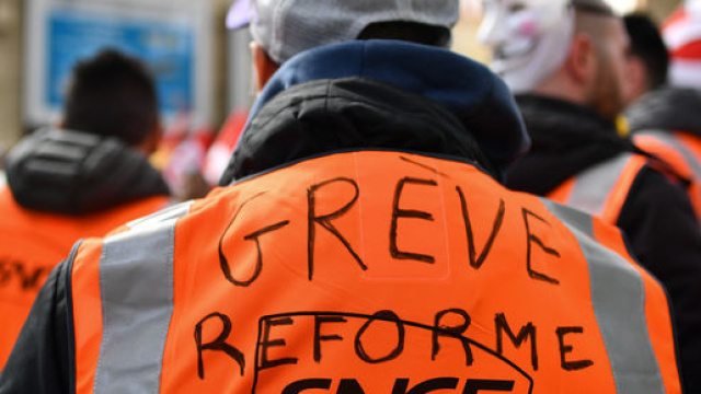 What.IsUp : Dette de la SNCF : le casse-t&ecirc;te du gouvernement - isup.ws