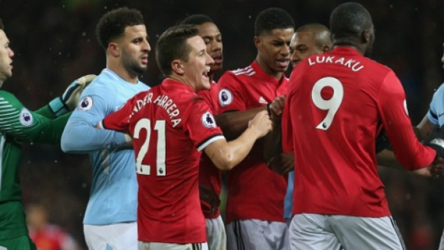 Derby di Manchester tra reds e blues