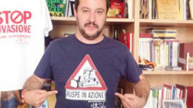 Salvini sfida l'Europa sui migranti
