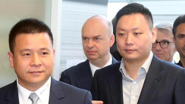 Yonghong Li Han Li e Marco Fassone