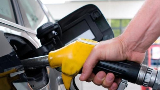 Carburante alle stelle: il prezzo della benzina ancora in rialzo
