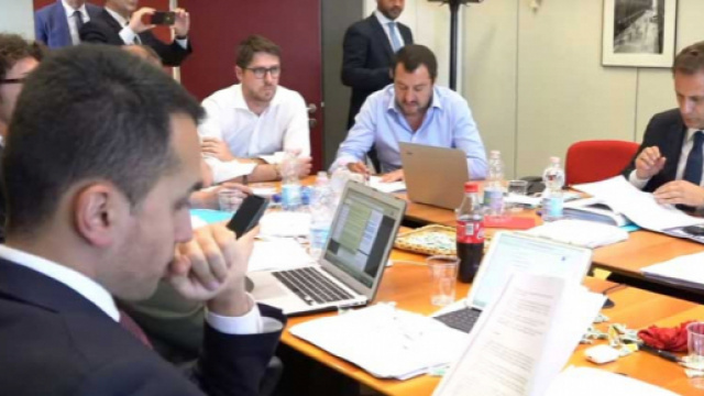 Il tavolo di concertazione per il governo tra M5S e Lega
