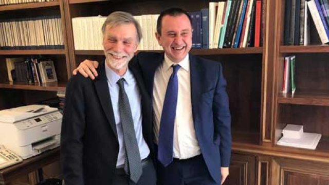 Passaggio di consegne alla Camera tra Ettore Rosato e Graziano Delrio
