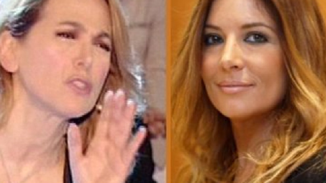 Selvaggia Lucarelli ha attaccato Barbara D'Urso su Facebook