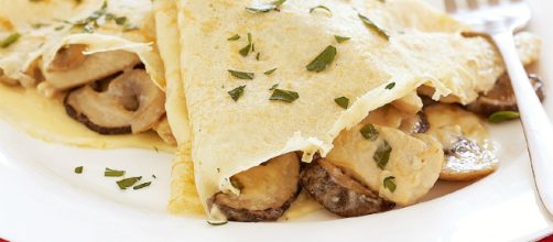 cr&ecirc;pes rellenas de champi&ntilde;ones