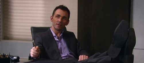 Sam may get the goods on Valentin and Peter during the GH Nurses Ball. [image source: jsms99 - YouTube]