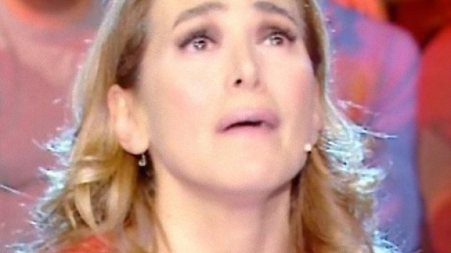 Barbara D'Urso: statua in onore della conduttrice