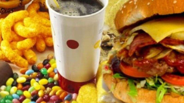 Cibo spazzatura come la droga: ecco perch&eacute;