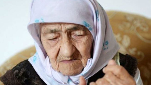 La cecena Koku Istambulova sta per compiere 129 anni ma non &egrave; contenta d'essere vissuta tanto a lungo.