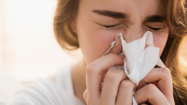 Raffreddore: trovata una molecola in grado di fermare il virus