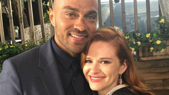 Jesse Williams e Sarah Drew FONTE: Instagram