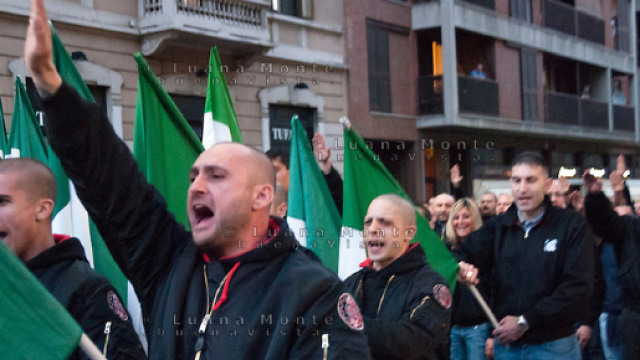 Manifestazione estrema destra a Milano | Luana Monte photojournalist - photoshelter.com