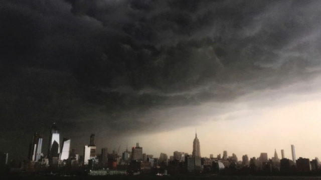 Nuvole di tempesta su New York