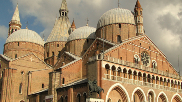 Si vendono su eBay le reliquie di Sant'Antonio da Padova