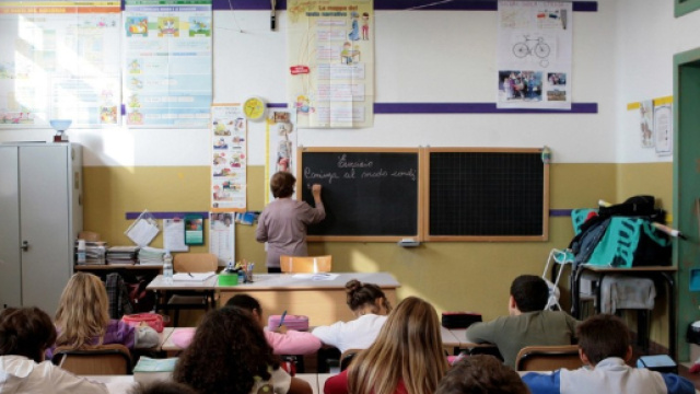 Viareggio: studentessa prende 4, la mamma aggredisce la prof