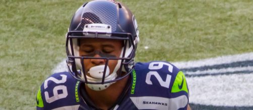 Earl Thomas might not show up for Seahawks offseason program. [image source: Mike Morris - Flickr]