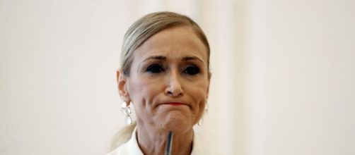 Cifuentes renuncia a la presidencia del PP de Madrid