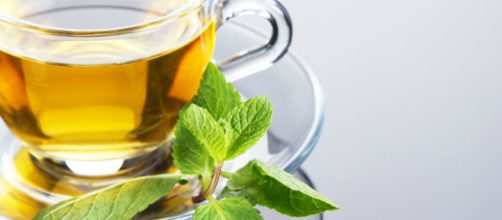 El t&eacute; verde &iquest;a qui&eacute;n ayuda y c&oacute;mo?
