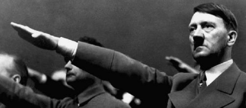 onfirman que Adolf Hitler se suicid&oacute; en 1945