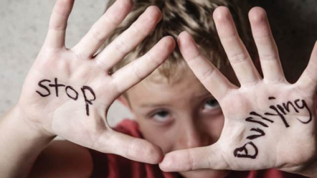 &Egrave; il contesto sociale a permettere al bullismo di proliferare. (Foto da "Gli Psicologi")