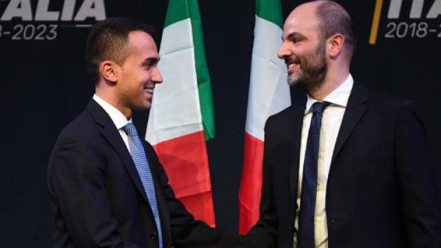 Mani sulle nomine: perch&eacute; al 5 stelle ora interessano le poltrone - today.it
