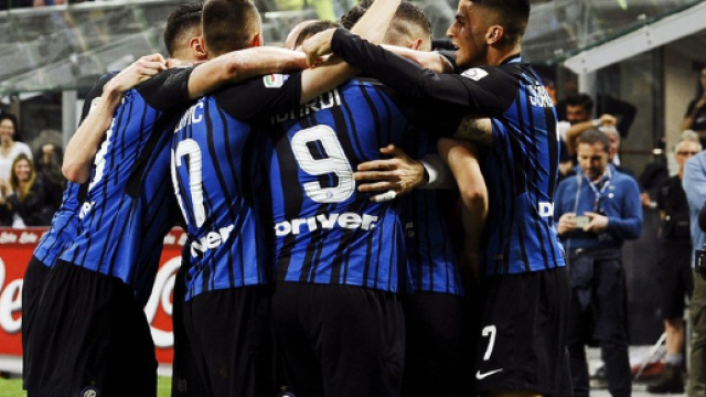 Serie A, l'incontenibile gioia dei calciatori nerazzurri per la qualificazione in Champions