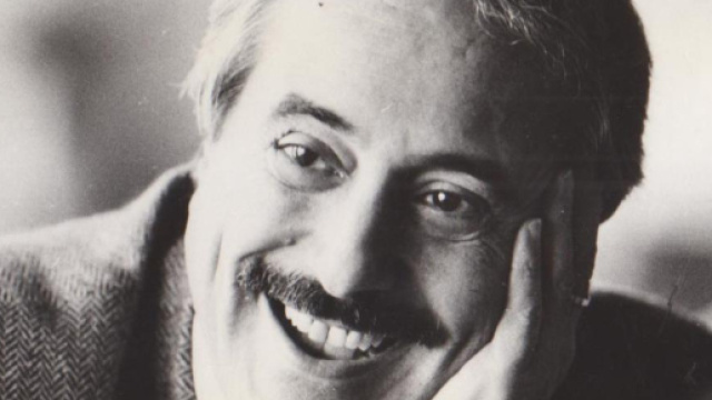 Giovanni Falcone ( via foto Wikipedia)