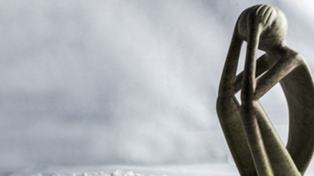 l'uomo ha bisogno di stringere intrattenere relazioni con i suoi simili