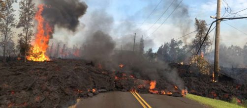 Violenta erupci&oacute;n volc&aacute;nica mantiene en vilo a Hawaii
