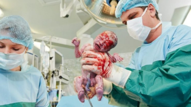 Al vaglio nuove leggi su cesareo e violenza ostetrica