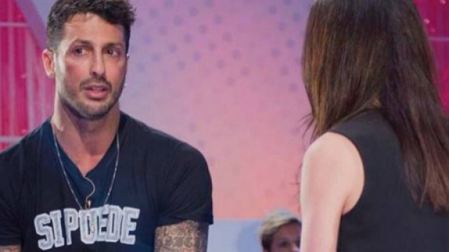 #FabrizioCorona si apre su #NinaMoric e non solo. #BlastingNews