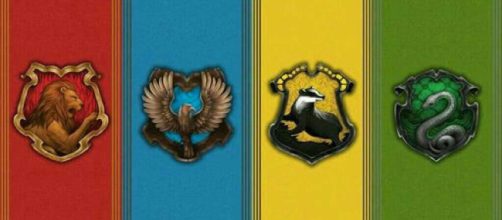 Conhe&ccedil;a os s&iacute;mbolos do Universo Harry Potter.