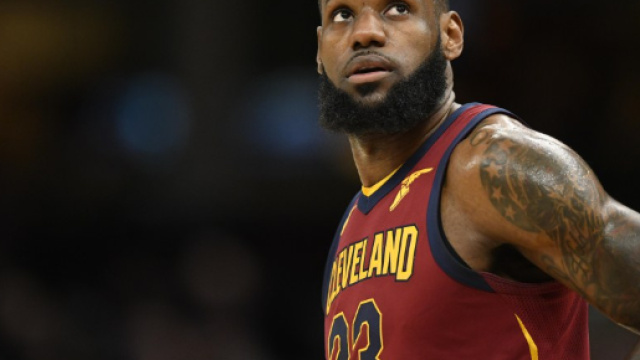 Lebron James m&egrave;ne Cleveland en finale NBA