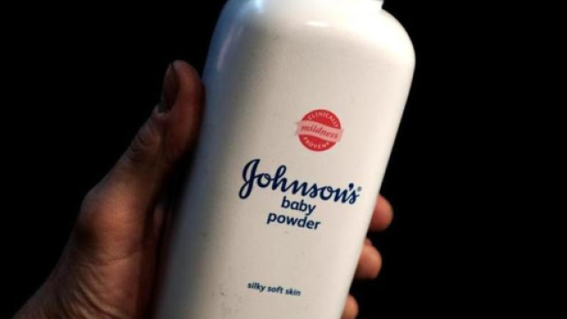 Borotalco e tumore: la Johnson condannata negli Usa, &egrave; allarme? Ecco cosa sapere