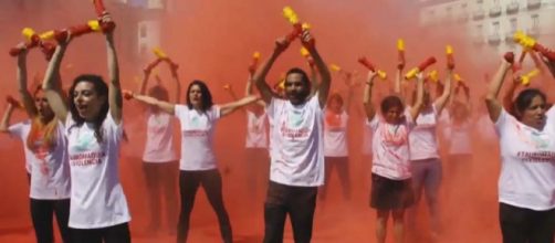 Around 40,000 people protested in Madrid against bullfighting in Spain. [Image: carlmelchor/YouTube]