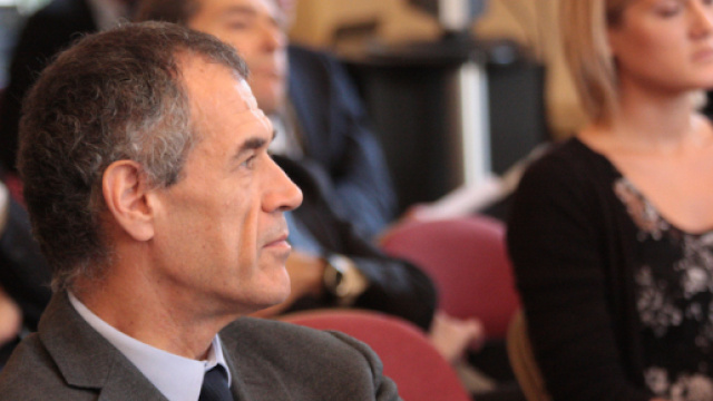 L'economista Carlo Cottarelli salir&agrave; sul Colle