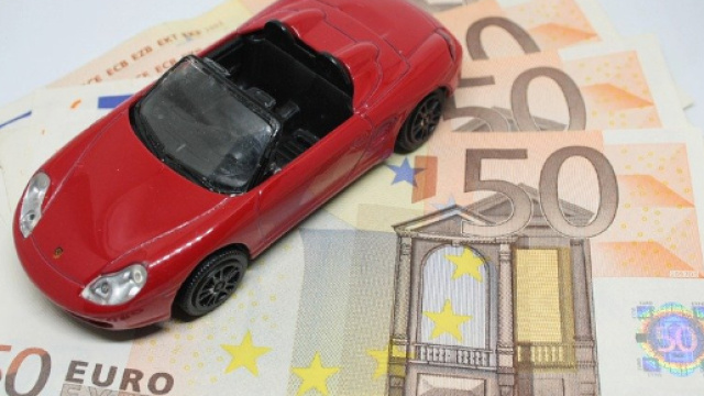 Nuovo bollo auto europeo basato sui chilometri: pi&ugrave; si consuma, pi&ugrave; si paga