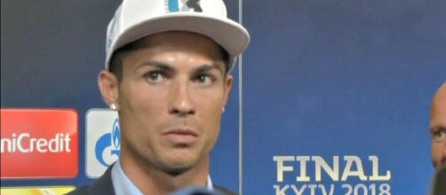 Cristiano Ronaldo se acaba de meter en un bucle.