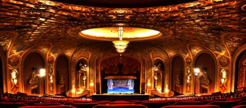 The new home of a theatre changes the atmosphere of the show (Imagie credit: Canon in 2Dflickr.com)